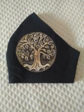Mascarilla negra arbol