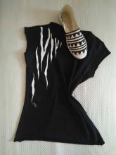 Camiseta a juego con zapatillas